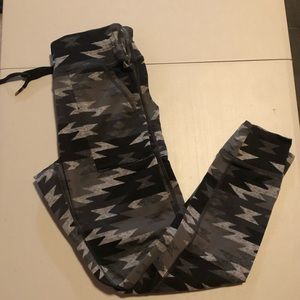 Aerie fleece lined leggings w pocket